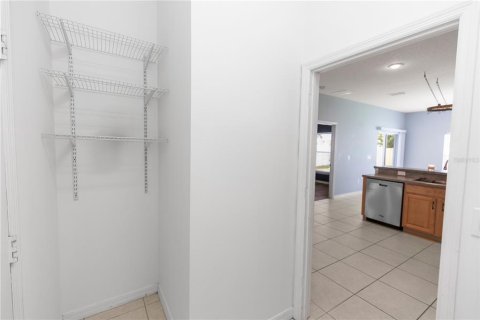 House in Sanford, Florida 3 bedrooms, 151.43 sq.m. № 1803017 - photo 29