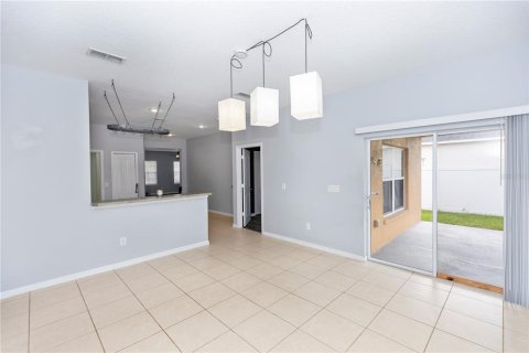 House in Sanford, Florida 3 bedrooms, 151.43 sq.m. № 1803017 - photo 10