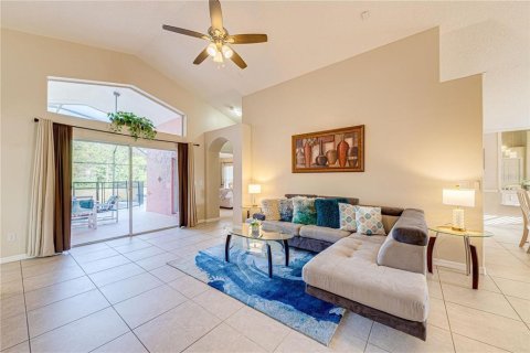 House in Kissimmee, Florida 4 bedrooms, 161.65 sq.m. № 1765334 - photo 10
