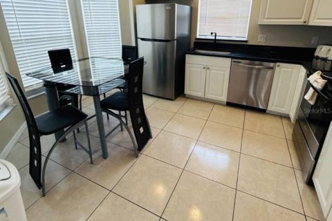 House in Kissimmee, Florida 4 bedrooms, 161.65 sq.m. № 1765334 - photo 7