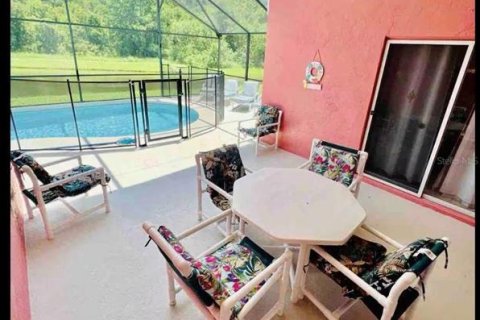 House in Kissimmee, Florida 4 bedrooms, 161.65 sq.m. № 1765334 - photo 21