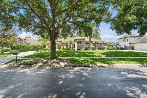 House in Windermere, Florida 5 bedrooms, 284.65 sq.m. № 2208742 - photo 4