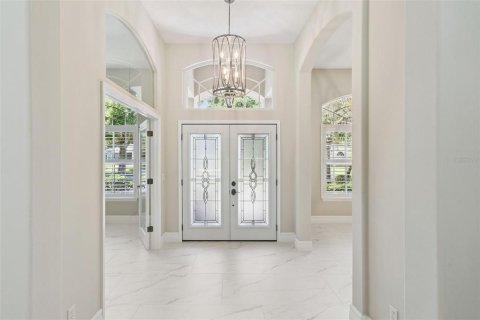 House in Windermere, Florida 5 bedrooms, 284.65 sq.m. № 2208742 - photo 6