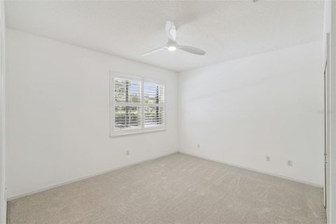 House in Windermere, Florida 5 bedrooms, 284.65 sq.m. № 2208742 - photo 24