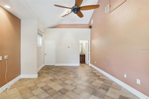 House in Windermere, Florida 5 bedrooms, 284.65 sq.m. № 2208742 - photo 30