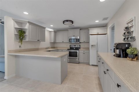 Villa ou maison à vendre à North Port, Floride: 3 chambres, 172.98 m2 № 1903050 - photo 11