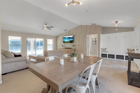 Villa ou maison à vendre à North Port, Floride: 3 chambres, 172.98 m2 № 1903050 - photo 5