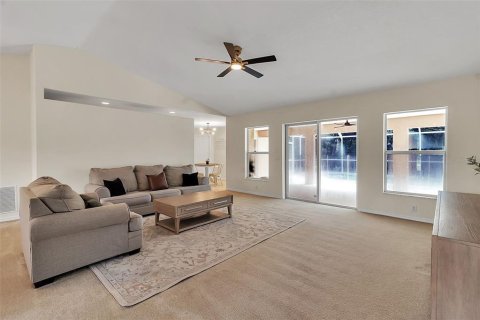 Villa ou maison à vendre à North Port, Floride: 3 chambres, 172.98 m2 № 1903050 - photo 6