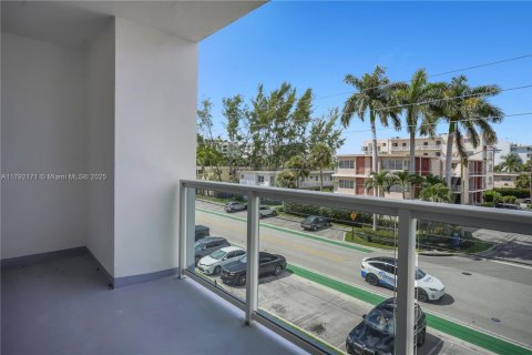Copropriété à louer à Bay Harbor Islands, Floride: 1 chambre, 96.62 m2 № 1656481 - photo 26