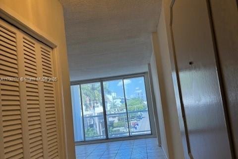 Copropriété à louer à Bay Harbor Islands, Floride: 1 chambre, 96.62 m2 № 1656481 - photo 25