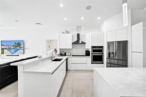 Casa en venta en Davie, Florida, 4 dormitorios, 180.97 m2 № 1979417 - foto 26