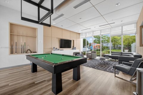 Townhouse in LANDMARK in Doral, Florida 4 bedrooms, 168.34 sq.m. № 2064144 - photo 20