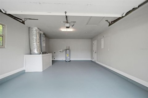 House in Weeki Wachee, Florida 3 bedrooms, 124.49 sq.m. № 2208286 - photo 23