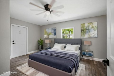 House in Weeki Wachee, Florida 3 bedrooms, 124.49 sq.m. № 2208286 - photo 21