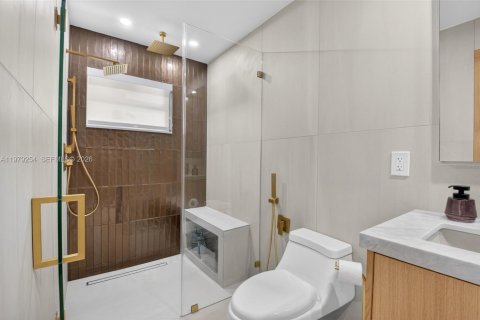 Condo in Boynton Beach, Florida, 2 bedrooms  № 2046159 - photo 12