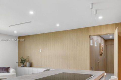 Condo in Boynton Beach, Florida, 2 bedrooms  № 2046159 - photo 4