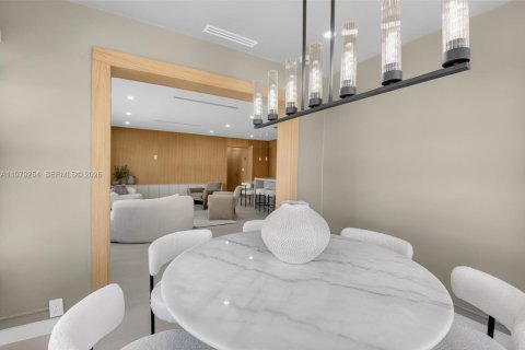 Condo in Boynton Beach, Florida, 2 bedrooms  № 2046159 - photo 8