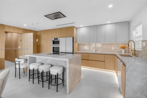 Condo in Boynton Beach, Florida, 2 bedrooms  № 2046159 - photo 6