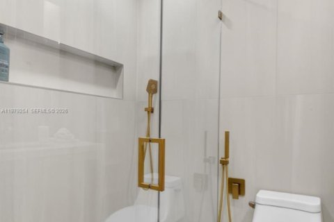 Condo in Boynton Beach, Florida, 2 bedrooms  № 2046159 - photo 17