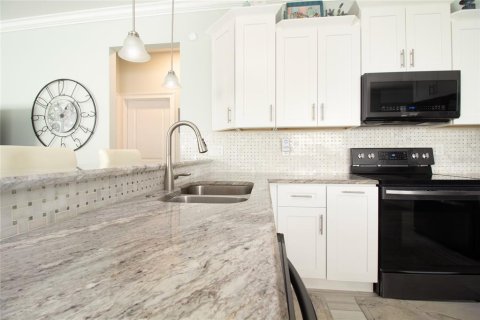 Casa en venta en Saint Petersburg, Florida, 3 dormitorios, 173.63 m2 № 1803577 - foto 10