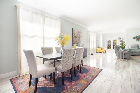 Casa en venta en Saint Petersburg, Florida, 3 dormitorios, 173.63 m2 № 1803577 - foto 6