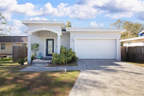 Casa en venta en Saint Petersburg, Florida, 3 dormitorios, 173.63 m2 № 1803577 - foto 2