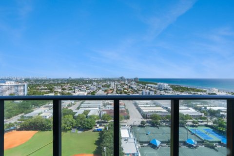 Condominio en venta en Miami Beach, Florida, 3 dormitorios, 103.77 m2 № 1980412 - foto 11