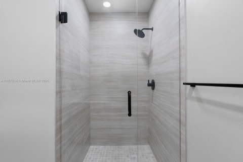 Condominio en venta en Miami Beach, Florida, 3 dormitorios, 103.77 m2 № 1980412 - foto 16