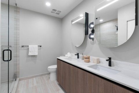 Condominio en venta en Miami Beach, Florida, 3 dormitorios, 103.77 m2 № 1980412 - foto 9