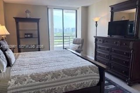 Купить кондоминиум в Авентура, Флорида 2 спальни, 105.63м2, № 2091272 - фото 16
