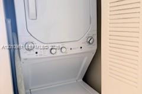 Купить кондоминиум в Авентура, Флорида 2 спальни, 105.63м2, № 2091272 - фото 14
