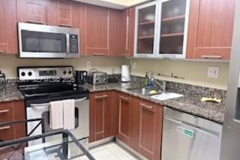 Купить кондоминиум в Авентура, Флорида 2 спальни, 105.63м2, № 2091272 - фото 11