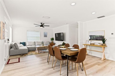 House in Tampa, Florida 3 bedrooms, 117.89 sq.m. № 1846679 - photo 4