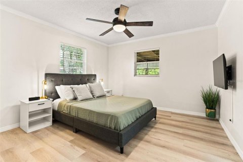 House in Tampa, Florida 3 bedrooms, 117.89 sq.m. № 1846679 - photo 19