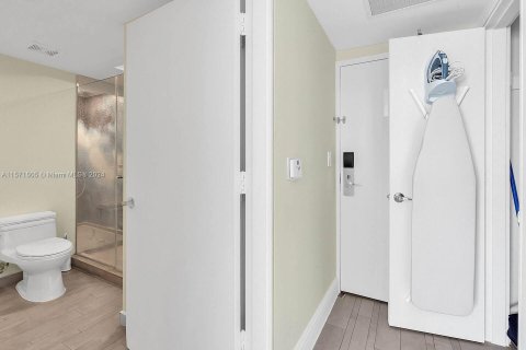 Copropriété à vendre à Miami Beach, Floride: 44.31 m2 № 1959868 - photo 16