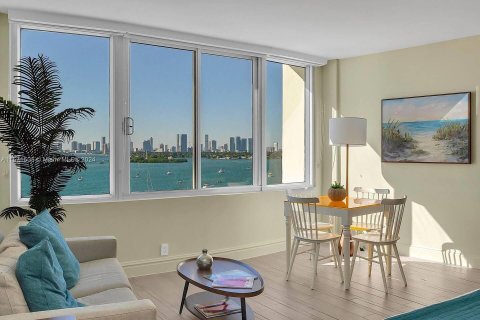 Copropriété à vendre à Miami Beach, Floride: 44.31 m2 № 1959868 - photo 4