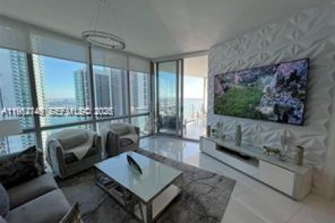 Condominio en venta en Miami, Florida, 2 dormitorios, 144.93 m2 № 2024114 - foto 3