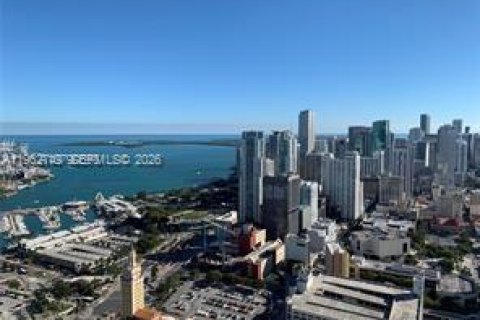 Condominio en Miami, Florida, 2 dormitorios  № 2024114