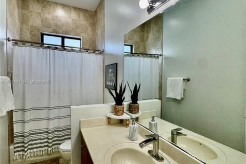 Купить виллу или дом в Хомстед, Флорида 5 спален, 267.93м2, № 2079526 - фото 26