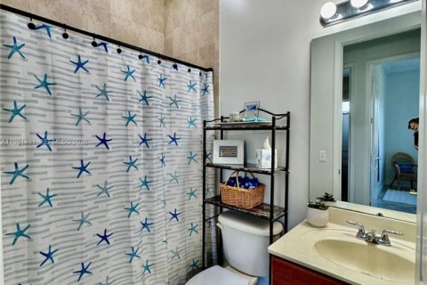 Купить виллу или дом в Хомстед, Флорида 5 спален, 267.93м2, № 2079526 - фото 29