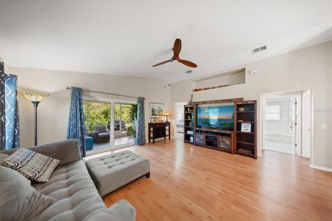 Villa ou maison à vendre à Holiday, Floride: 2 chambres, 118.91 m2 № 2389218 - photo 4