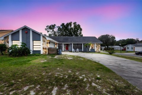 Casa en Orlando, Florida 4 dormitorios, 185.25 m2 № 2116676