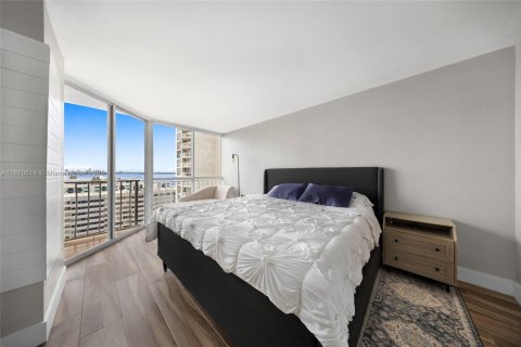 Купить кондоминиум в Норт-Бей-Виллидж, Флорида 2 спальни, 95.69м2, № 1981226 - фото 29