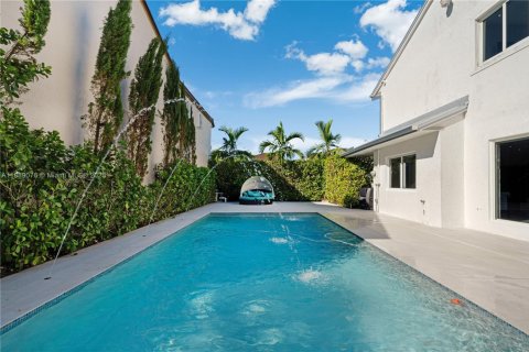 Villa ou maison à vendre à Miami, Floride: 4 chambres, 279.17 m2 № 2021751 - photo 30