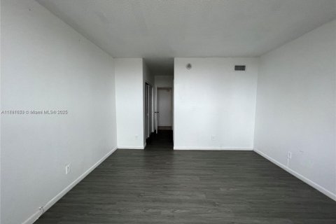 Copropriété à louer à Sunny Isles Beach, Floride: 2 chambres, 143.91 m2 № 1949133 - photo 28