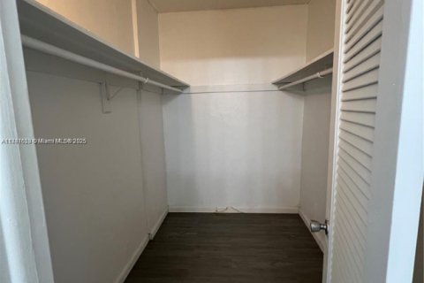 Copropriété à louer à Sunny Isles Beach, Floride: 2 chambres, 143.91 m2 № 1949133 - photo 26