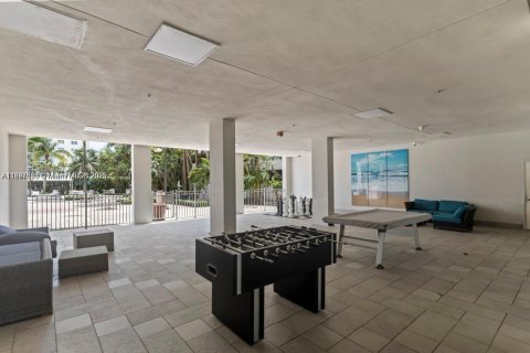 Copropriété à louer à Sunny Isles Beach, Floride: 2 chambres, 143.91 m2 № 1949133 - photo 1