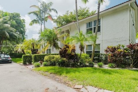 Commercial property in Coral Springs, Florida 306.21 sq.m. № 1892224 - photo 28