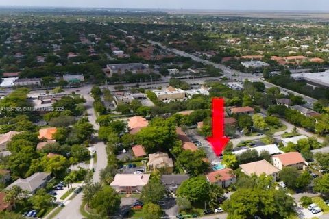 Commercial property in Coral Springs, Florida 306.21 sq.m. № 1892224 - photo 11