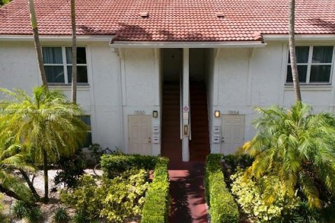 Commercial property in Coral Springs, Florida 306.21 sq.m. № 1892224 - photo 22